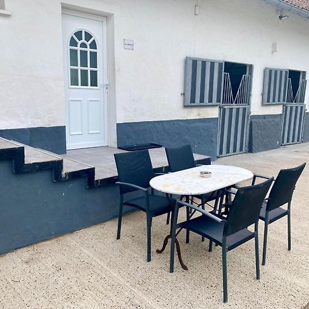 Gites Casale Di Vito Longvilliers  Exterior foto